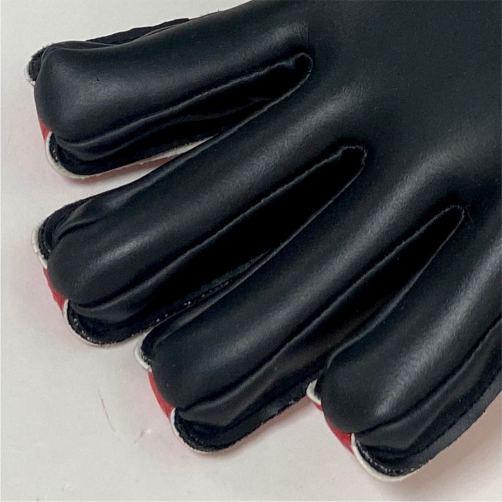 ONE NEGATIVE MAZE RED