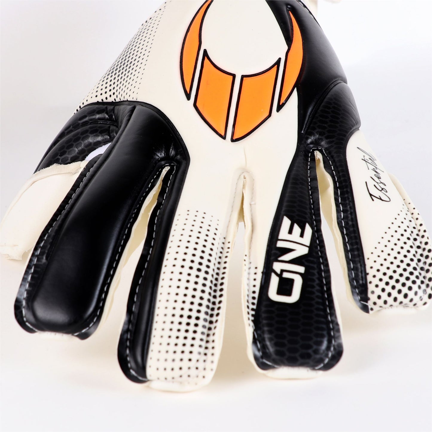 ONE NEGATIVE ESSENTIAL V2